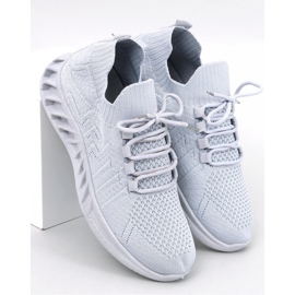 Pantofi sport cu șosete gri Pantofi sport cu șosete gri