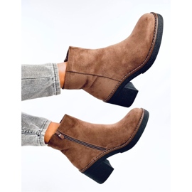 Botine din piele intoarsa cu toc lat Eliza Khaki - Inello maro