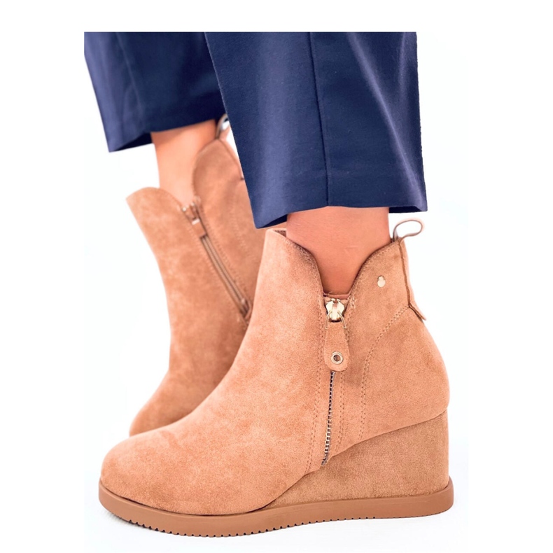 Botine paxten din piele intoarsa Camel - Inello maro