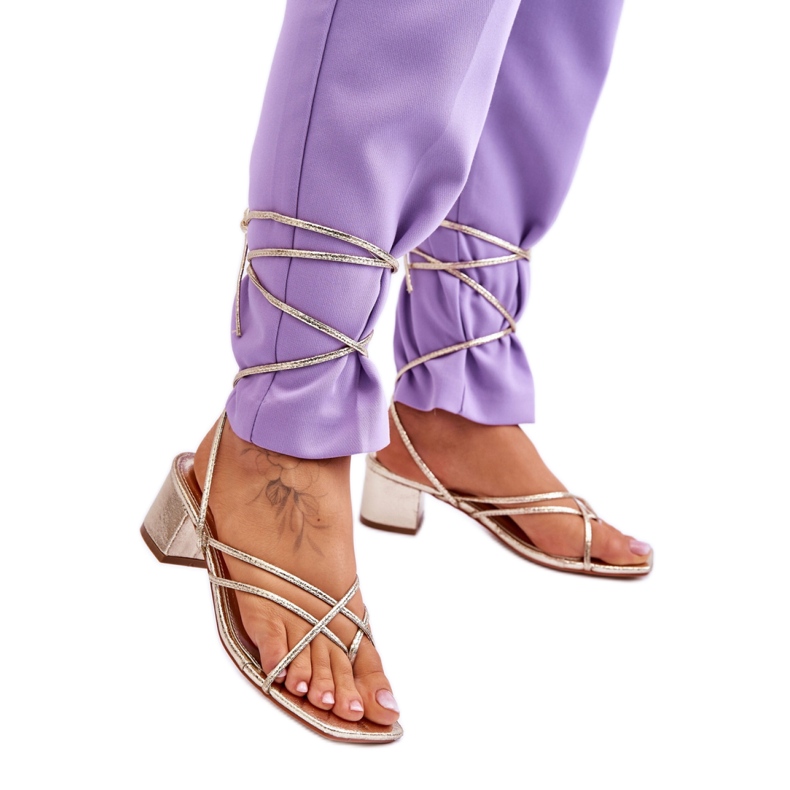 Step in style Model Secret Love LOLA5023 Sandale aurii cu șireturi - Pas în stil galben