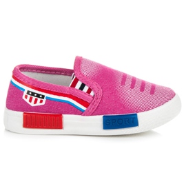 Adidași slip-on pentru o fată roz Adidași slip-on pentru o fată roz