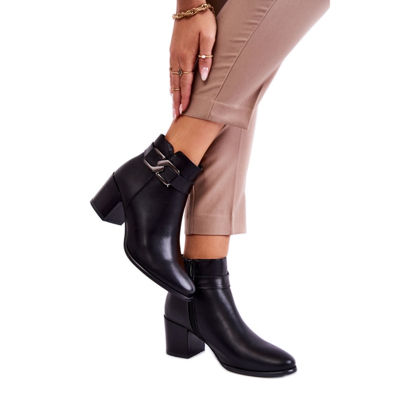 Botine de dama din piele ecologica.Negru