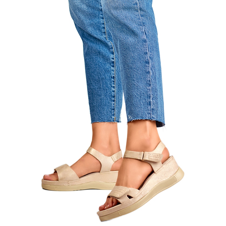 Sandale cu pană de damă YQ-125GO, bej