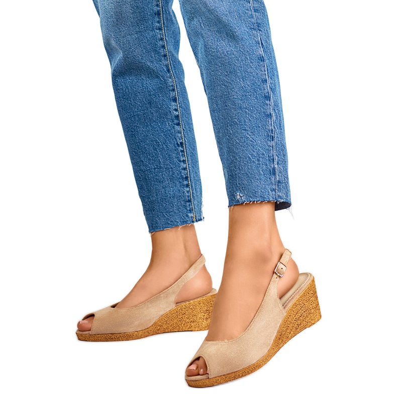 Sandale cu pană pentru damă GD-FL653BE, bej Sandale cu pană pentru damă GD-FL653BE, bej