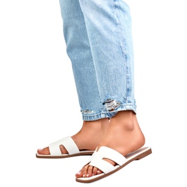 Sandale Flip-flops Model MTBL06W Alb