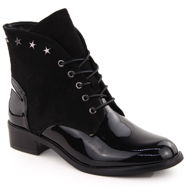 Botine de dama din piele lacuita cu nituri, neagra Sabatina DM24-25P negru Botine de dama din piele lacuita cu nituri, neagra Sabatina DM24-25P negru