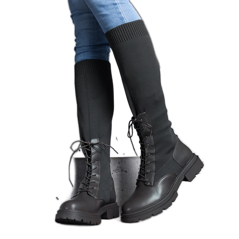 Cizme verzi cu slip-on cu o parte superioară din material flexibil de la Luana verde Cizme verzi cu slip-on cu o parte superioară din material flexibil de la Luana verde