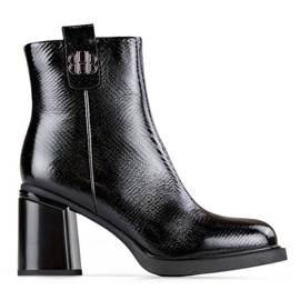 Botine de damă, izolate, din piele lăcuită, negre 25-66670B negru