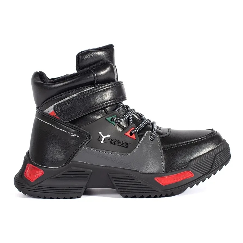 Cizme negre izolate pentru baieti negru