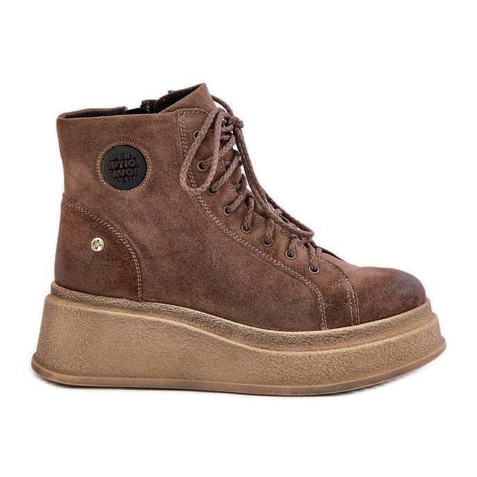 Botine din piele intoarsa pe o platforma masiva Maciejka 06309-02 maro închis
