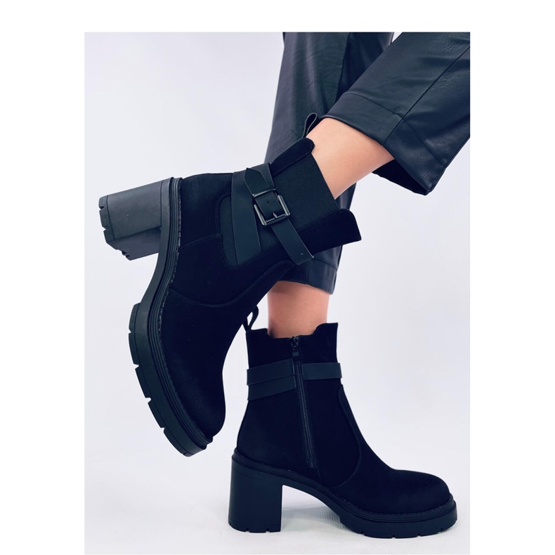 Botine confortabile cu toc înalt Tanish Black - Inello negru