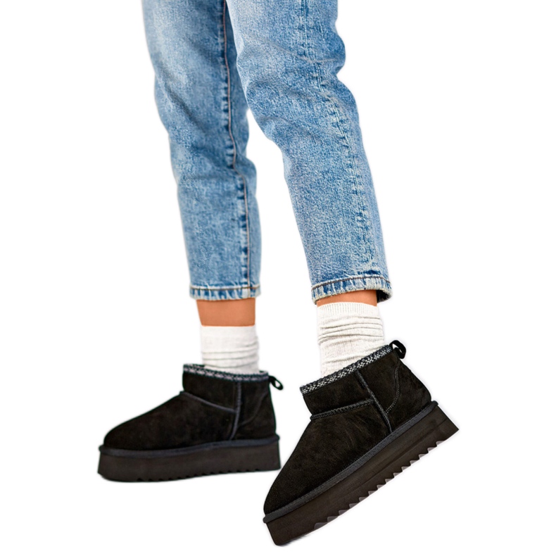 Cizme de zăpadă de damă izolate cu blană ecologică YU9001B, negre negru Cizme de zăpadă de damă izolate cu blană ecologică YU9001B, negre negru