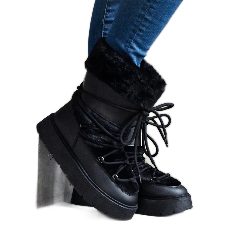 Cizme de zăpadă de damă cu izolație neagră, decorate cu blană negru Cizme de zăpadă de damă cu izolație neagră, decorate cu blană negru