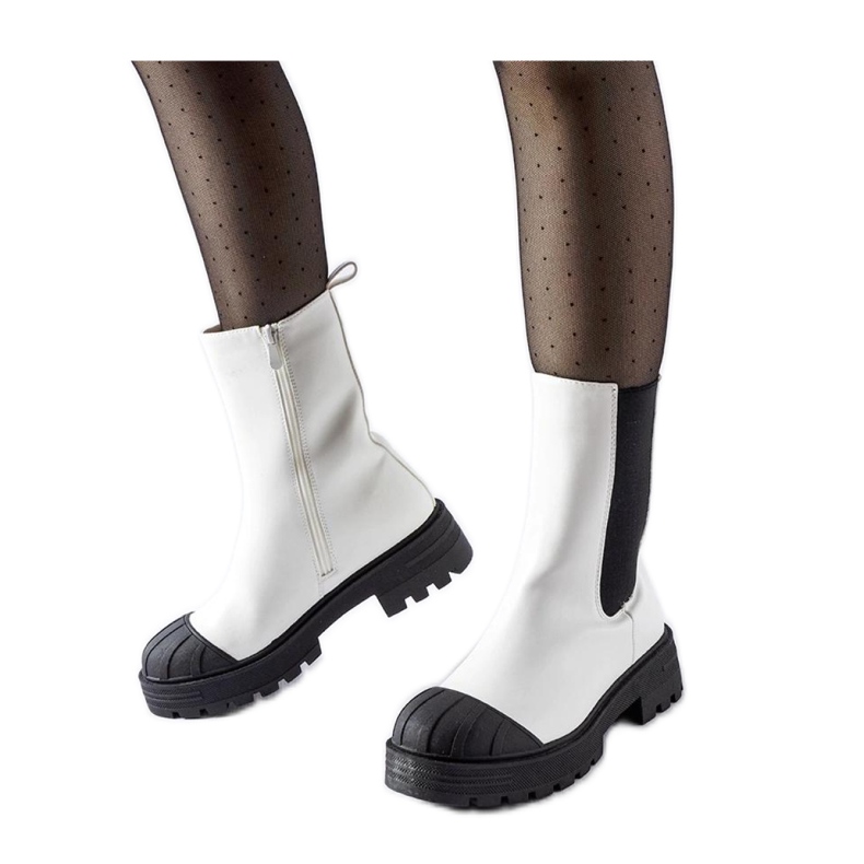 Cizme Chelsea clasice izolate albe de la Porcigatone - Solea