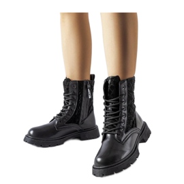 Cizme negre decorate cu matlasare Jalbert - Solea negru