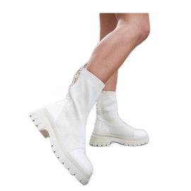 Botine lacuite bej de la Albertina - Solea