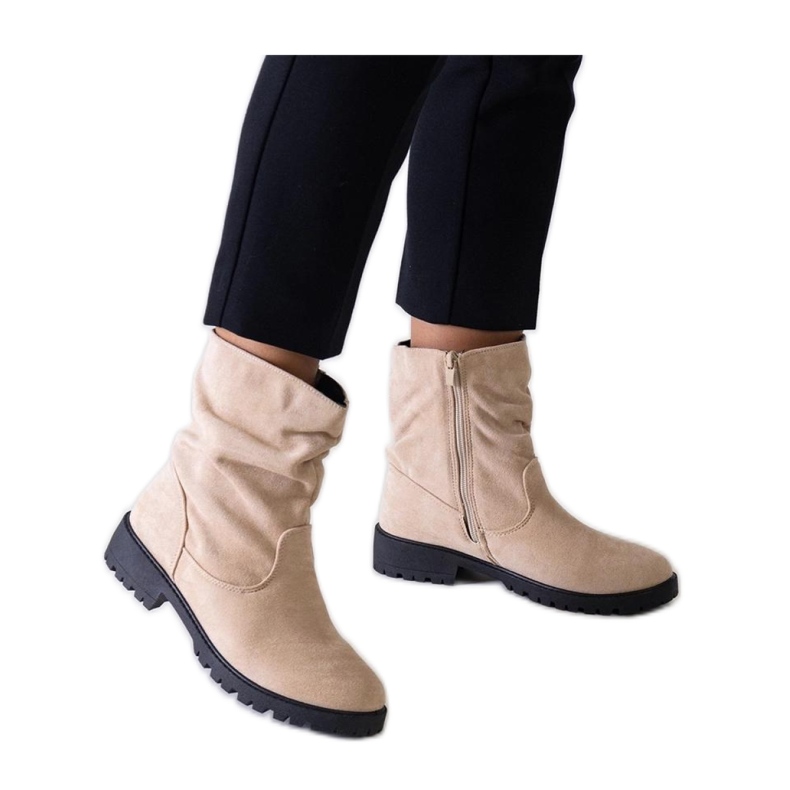 Botine bej cu volane din piele intoarsa ecologica Hinda - Solea