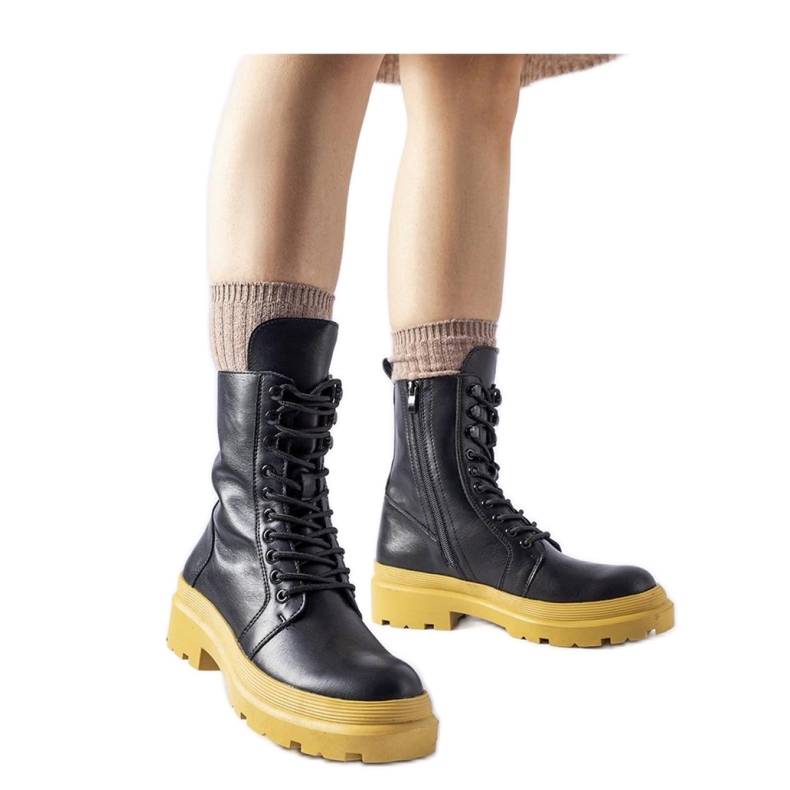 Tenisi negri cu talpa galbena Quennie - Solea negru