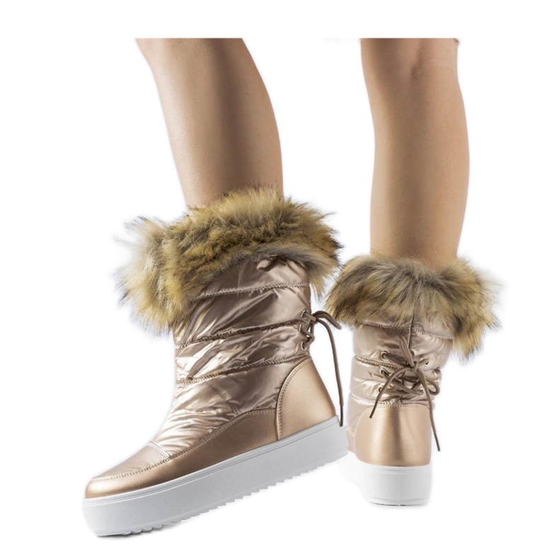 Cizme metalice de zapada cu blana decorativa roz Cizme metalice de zapada cu blana decorativa roz