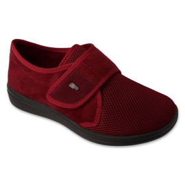 Pantofi de damă Befado încălțăminte cu o curea Velcro și o inserție PU înlocuibilă 088D003 roșu Pantofi de damă Befado încălțăminte cu o curea Velcro și o inserție PU înlocuibilă 088D003 roșu