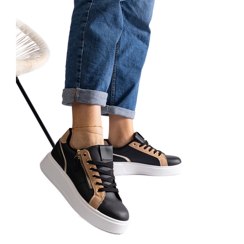 Adidași sport de damă de culoare neagră negru