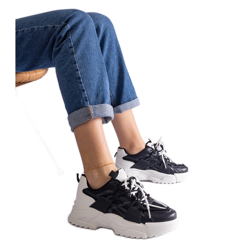 Adidași sport de damă de culoare neagră negru