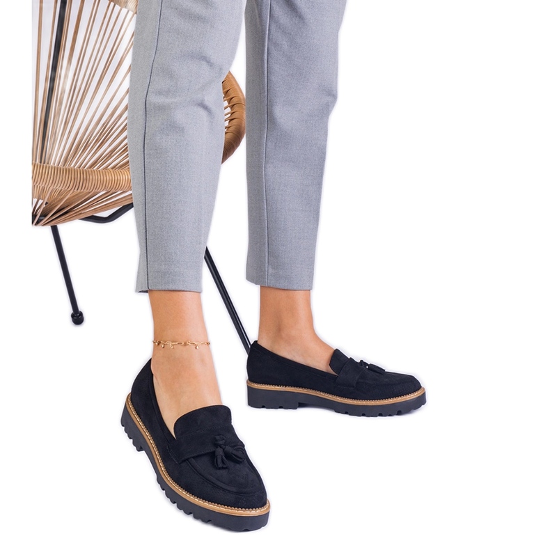 Plăcile de femei negre de la Ekozamsz cu franjuri negru