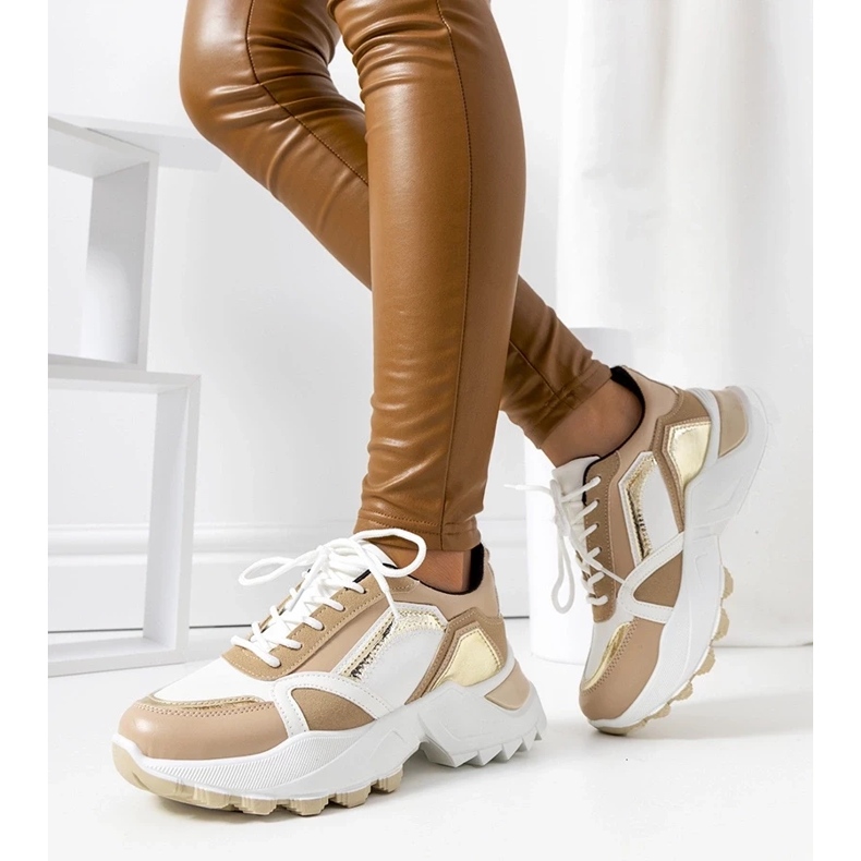 D/GMR Adidași roz cu accent metalic Gordani bej