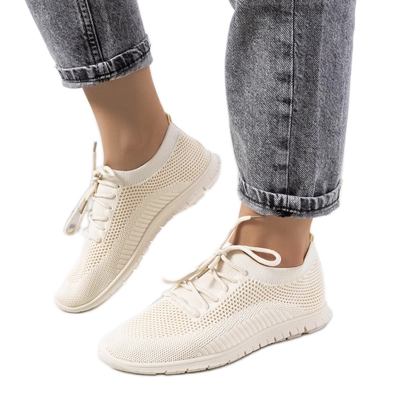 D/GMR Adidași sport Bertens bej