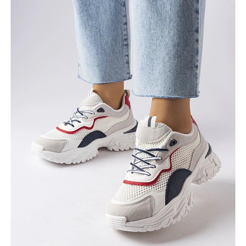 D/GMR Tenisi albi cu benzi vizibile de la Rosita