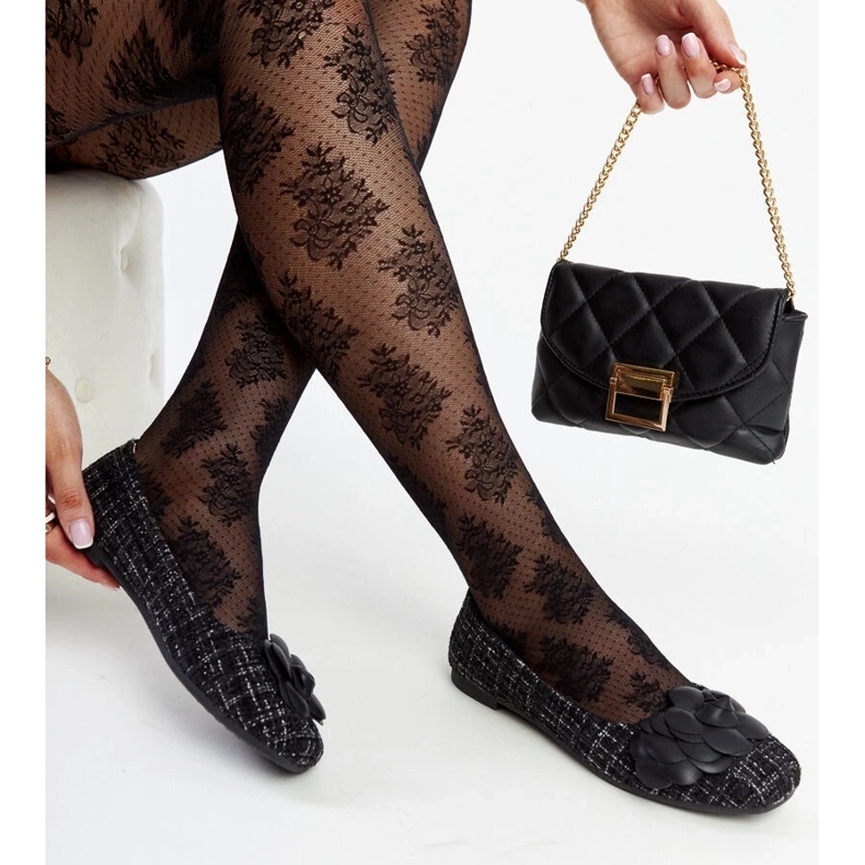 D/GMR Balerini negri cu o floare decorativă Mateja negru D/GMR Balerini negri cu o floare decorativă Mateja negru