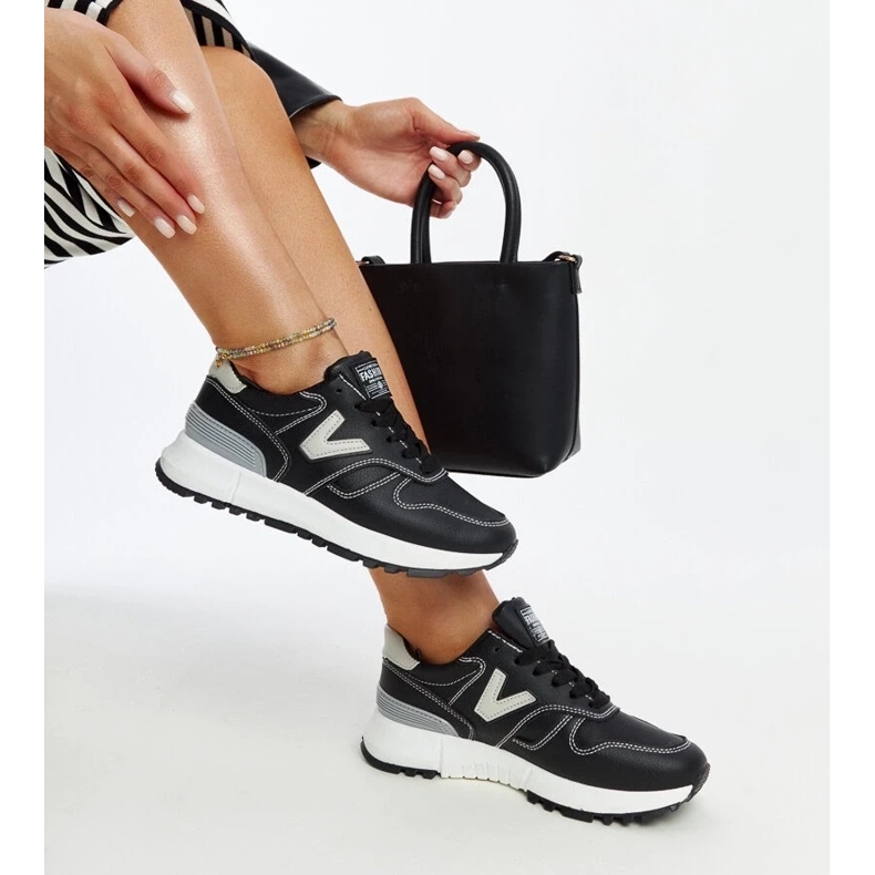 Tenisi negri cu talpa Cettina groasa negru