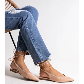 D/CEO Balerini bej cu siret Leaia cu toc deschis