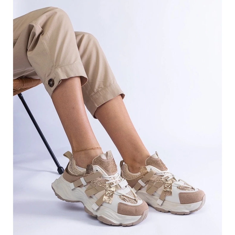 D/CEO Adidași bej cu inserții de aur Candra