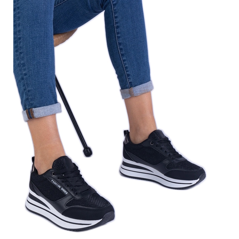 Tenisi negri de damă pe platformă negru