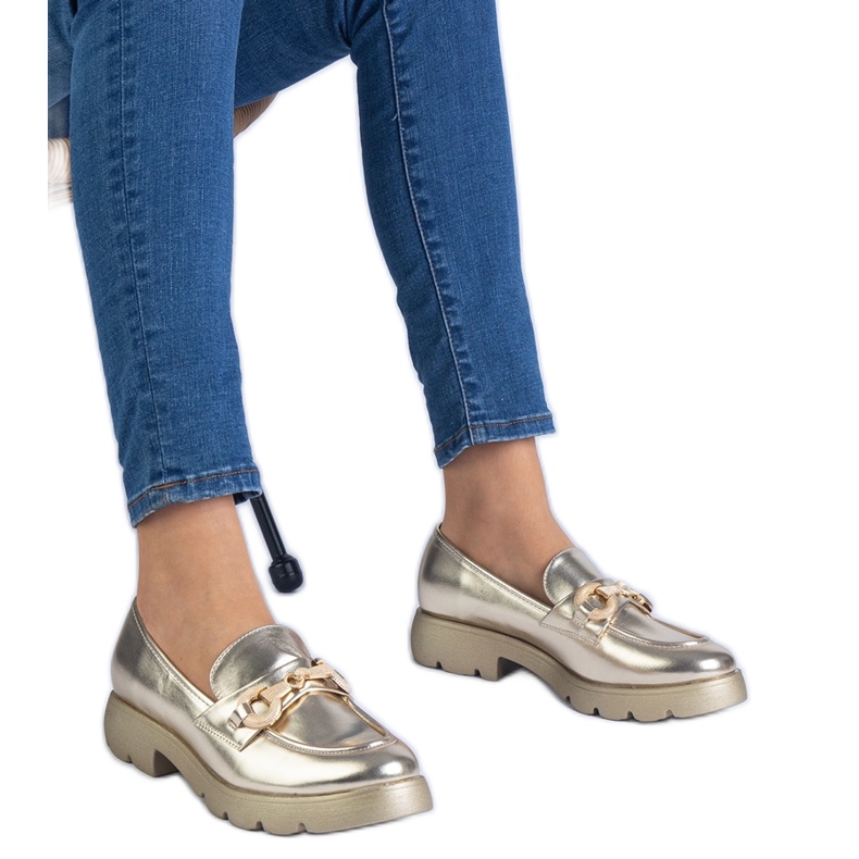 Pantofi Golden Classic cu decor auriu de aur Pantofi Golden Classic cu decor auriu de aur