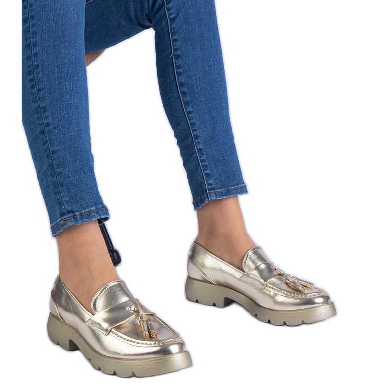 Pantofi clasici metalici de aur cu franjuri