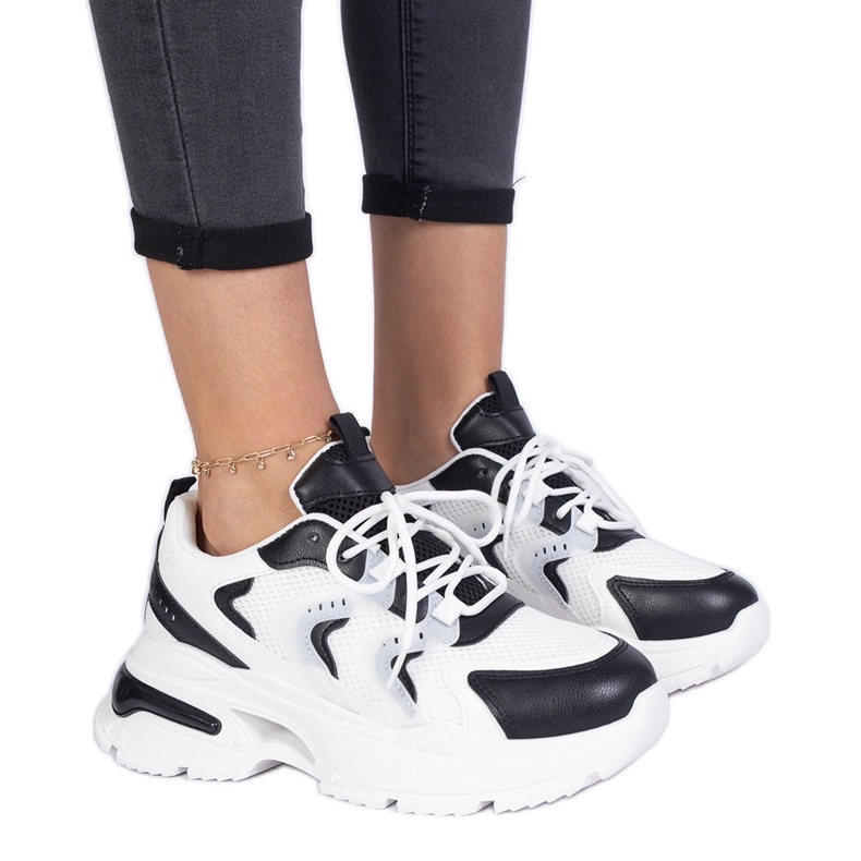 Adidași sportivi albi și albi pentru femei negru