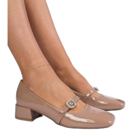 Pompe elegante maro decorate cu zirconi Pompe elegante maro decorate cu zirconi