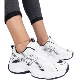 Adidași de damă negre cu talpă masivă alb