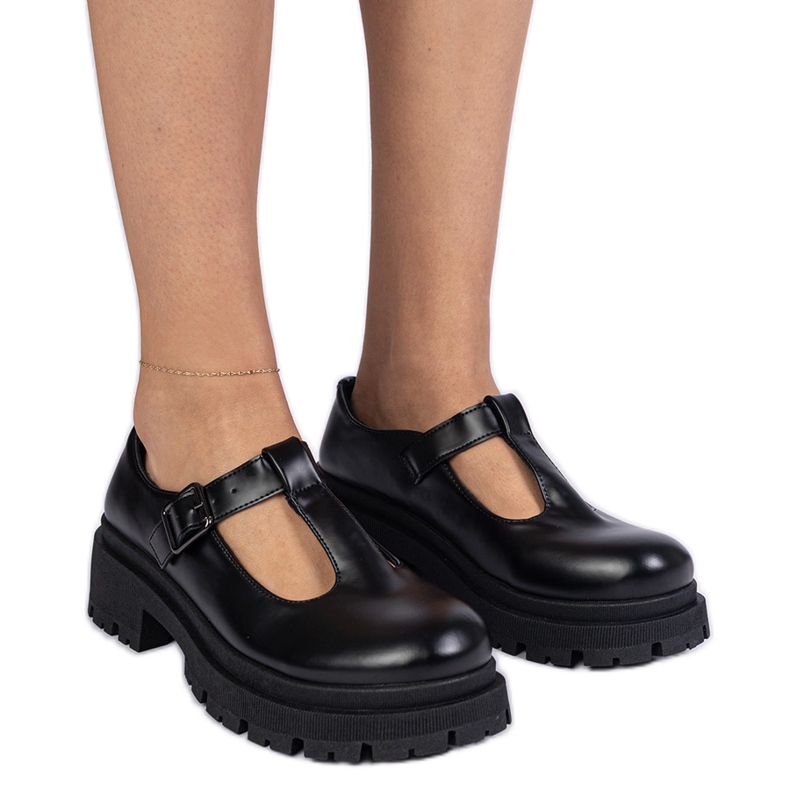 Pantofi negri pe platforma eco -lEather negru