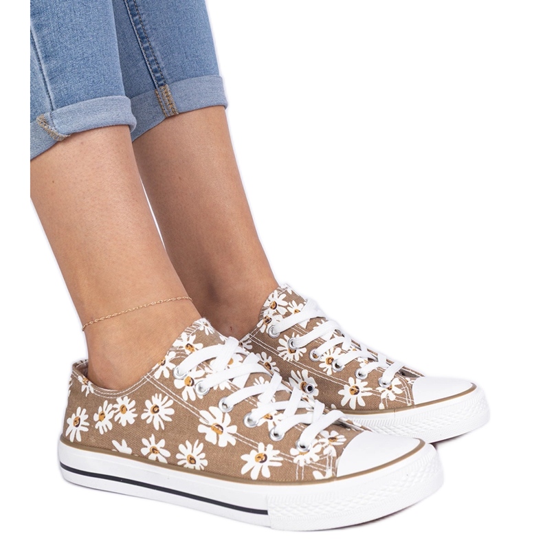 Țesături pentru femei maro cu flori Țesături pentru femei maro cu flori