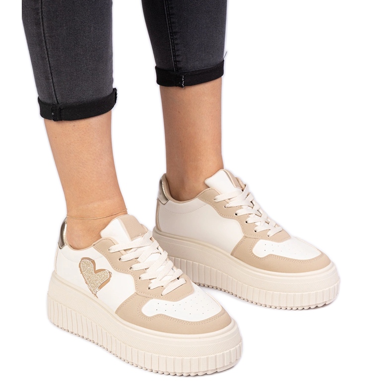 Adidași de femei maro cu inima de brocart