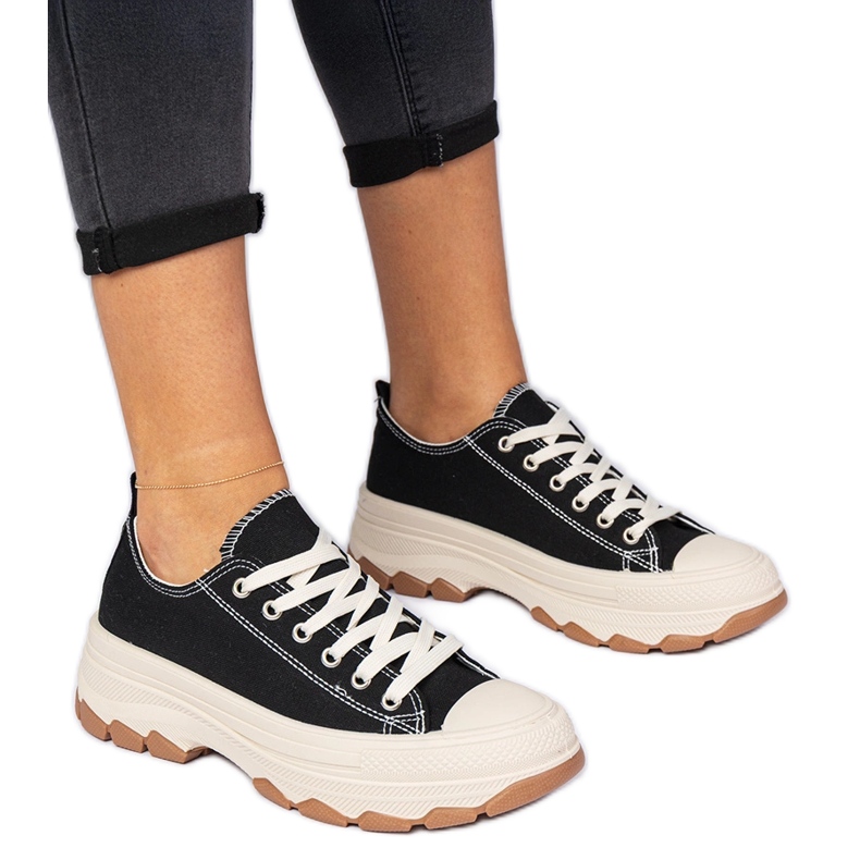 Adidasi negri cu talpa groasa negru Adidasi negri cu talpa groasa negru