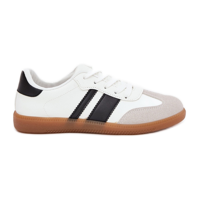 Adidași scăzute pentru femei cu alb din piele eco Adidași scăzute pentru femei cu alb din piele eco