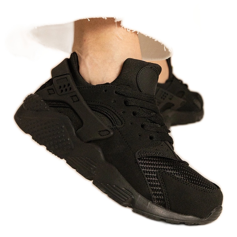 Adidași negri adidași sportivi negru Adidași negri adidași sportivi negru