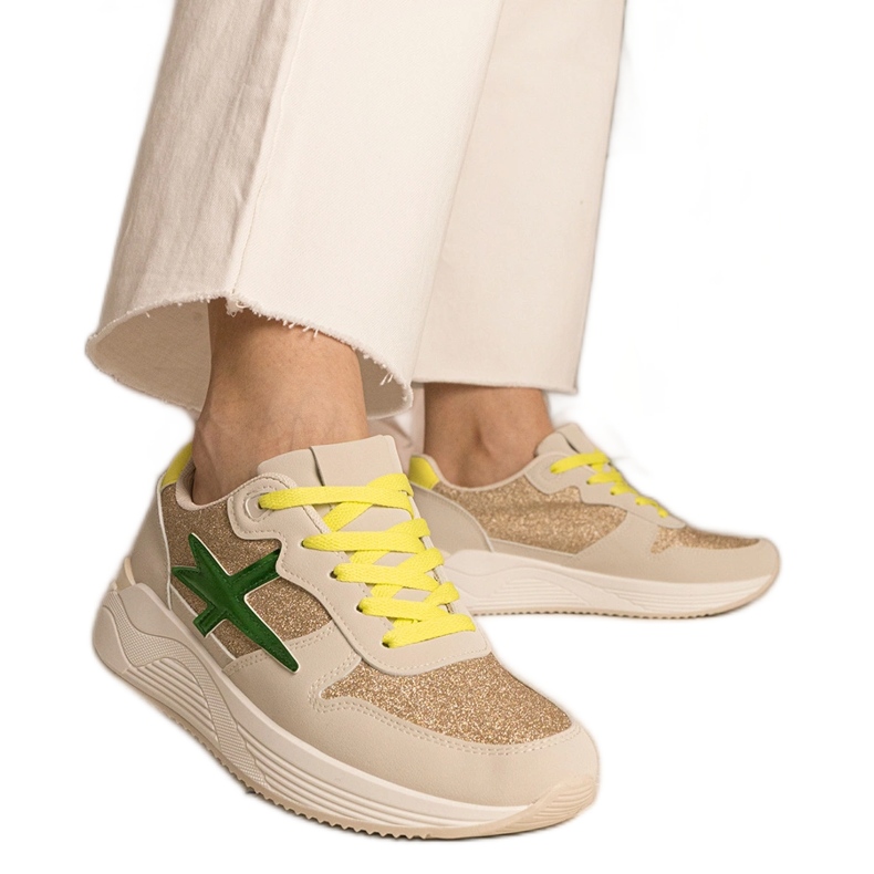 Adidași sportivi pentru femei bej cu sclipici