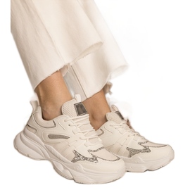 Sporturi albe pentru femei cu sclipici