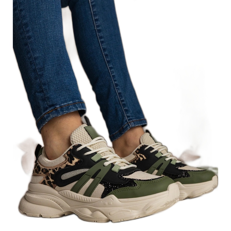 Sporturi pentru femei cu adidași verzi cu sclipici negru