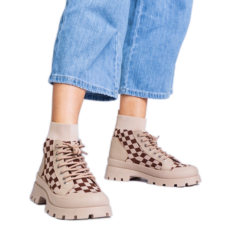 Adidași de cizme maro pe platformă